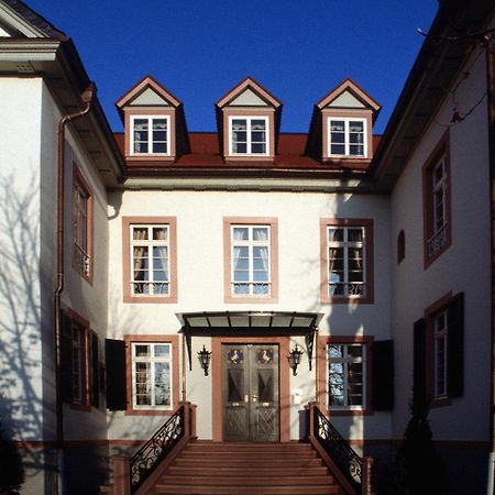 Herrenhaus Von Low Bad Nauheim Exteriör bild